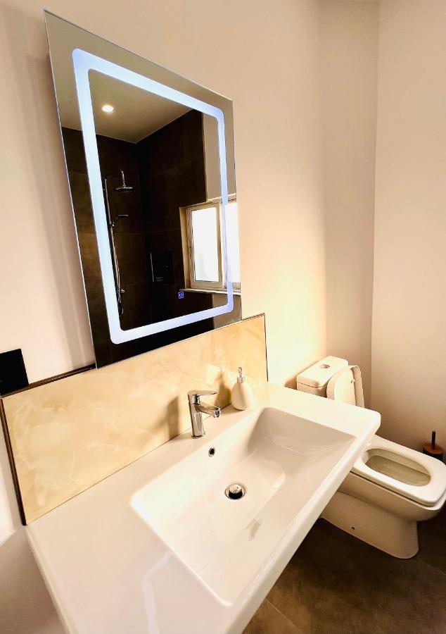 Bejart Apartment 3 Тирана Екстериор снимка